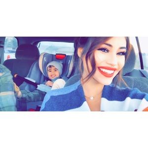 Meet your Posher, Angelica